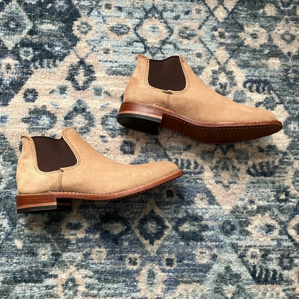 Red Wing Heritage 3460 Carol Chelsea Boots - SAND MOHAVE 9B